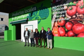 El director general de Agricultura de la Generalitat conoce la nueva zona de productos ecológicos y de proximidad de Mercalicante