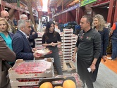 El conseller de Agricultura visita Mercalicante y destaca su papel estratégico para el territorio