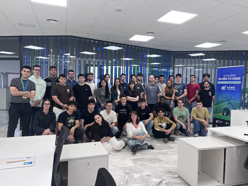 El vivero ‘Alicante Emprende’ acoge una nueva edición de formación tecnológica para estudiantes de FP