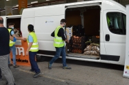 Mercalicante dona 36,5 toneladas de fruta a la Emergencia de Cruz Roja para ayudar a colectivos vuln