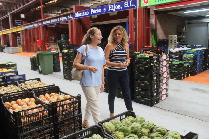 La Concejalía de Mercados y Mercalicante abordan el desarrollo de acciones para promocionar el consumo de proximidad