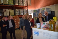 La subdelegada de Gobierno en Alicante ha visitado esta mañana el Banco de Alimentos en Mercalicante